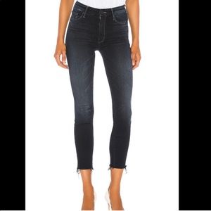 Mother Looker Ankle Fray in Slightly Sinful Jeans